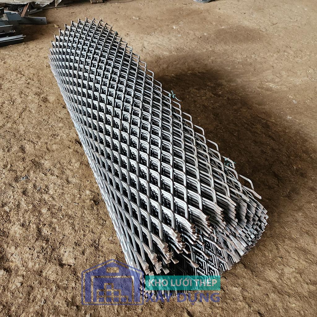 Ảnh minh họa khảo sát địa chất và ứng dụng hàng rào lưới mắt cáo trong công trình